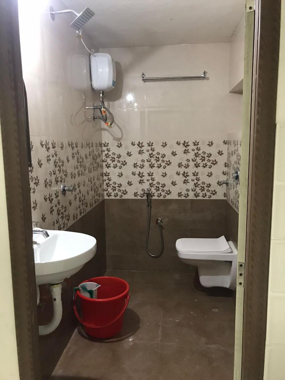 Hotel Priti International Мапуса Екстер'єр фото