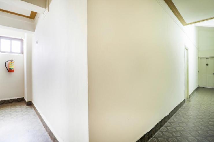 Hotel Priti International Мапуса Екстер'єр фото