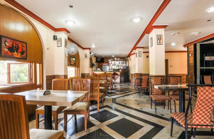 Hotel Priti International Мапуса Екстер'єр фото